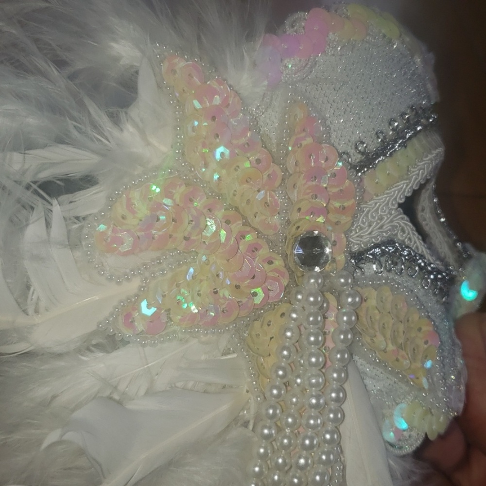 MASQUERADE MASK - Picture 3 of 8